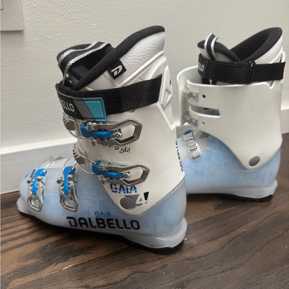 Dalbello Gaia Girls Ski Boots